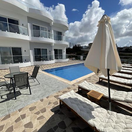 Arf Apartments - With Jacuzzi At The Complex Emba Exterior foto