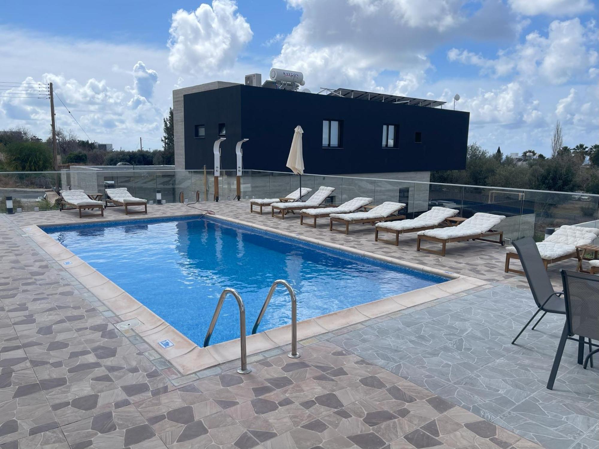 Arf Apartments - With Jacuzzi At The Complex Emba Exterior foto